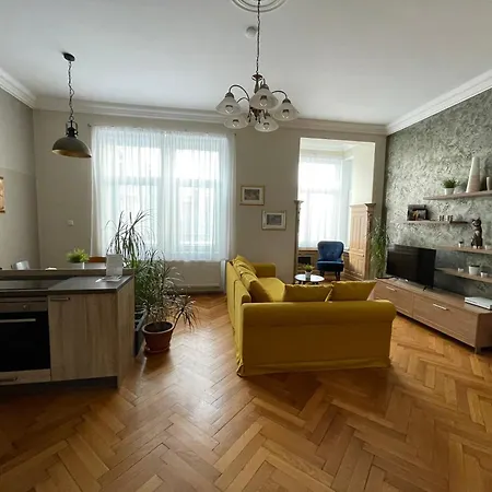 Golden Key Apartments Liberec Exterior photo