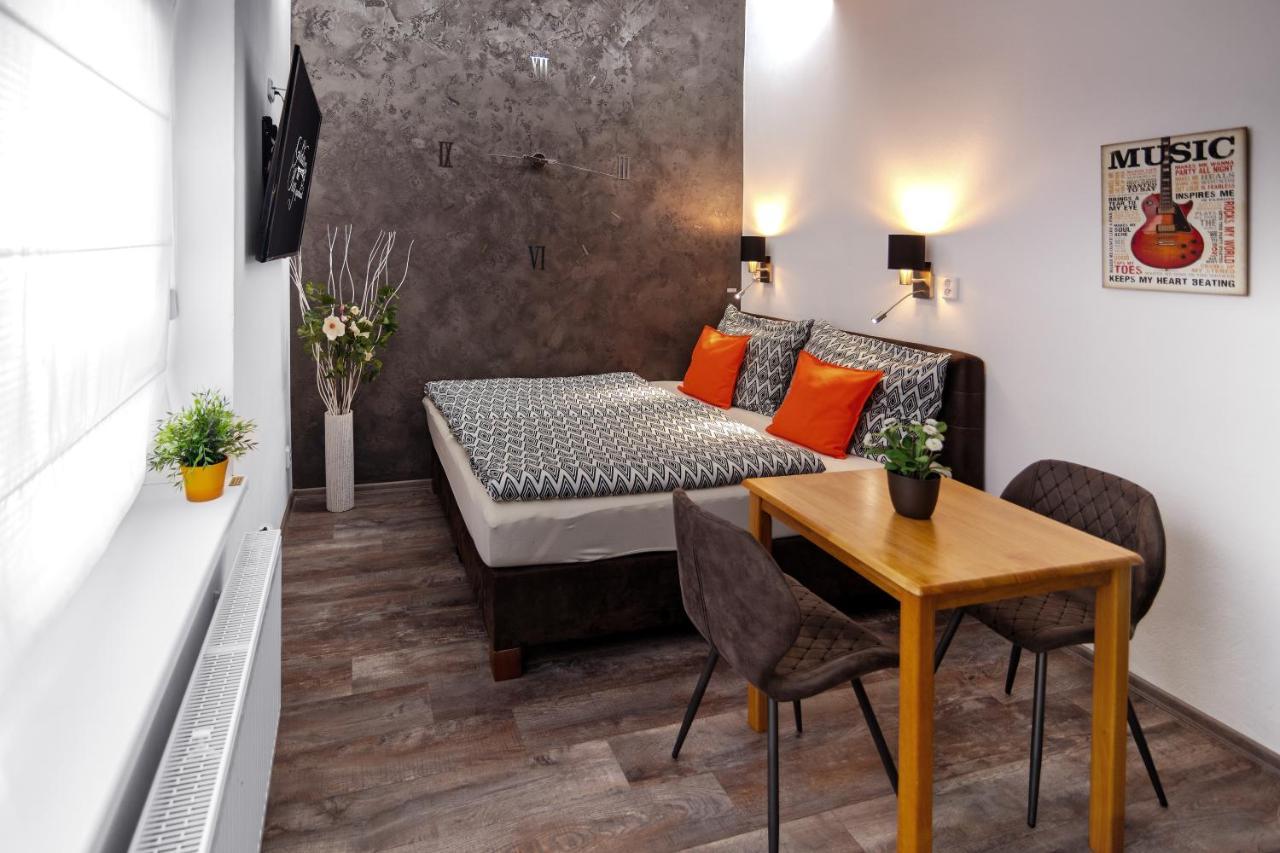 Golden Key Apartment *
