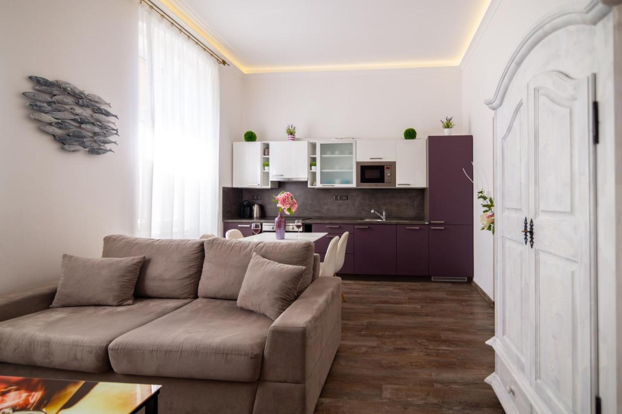 Golden Key Apartment