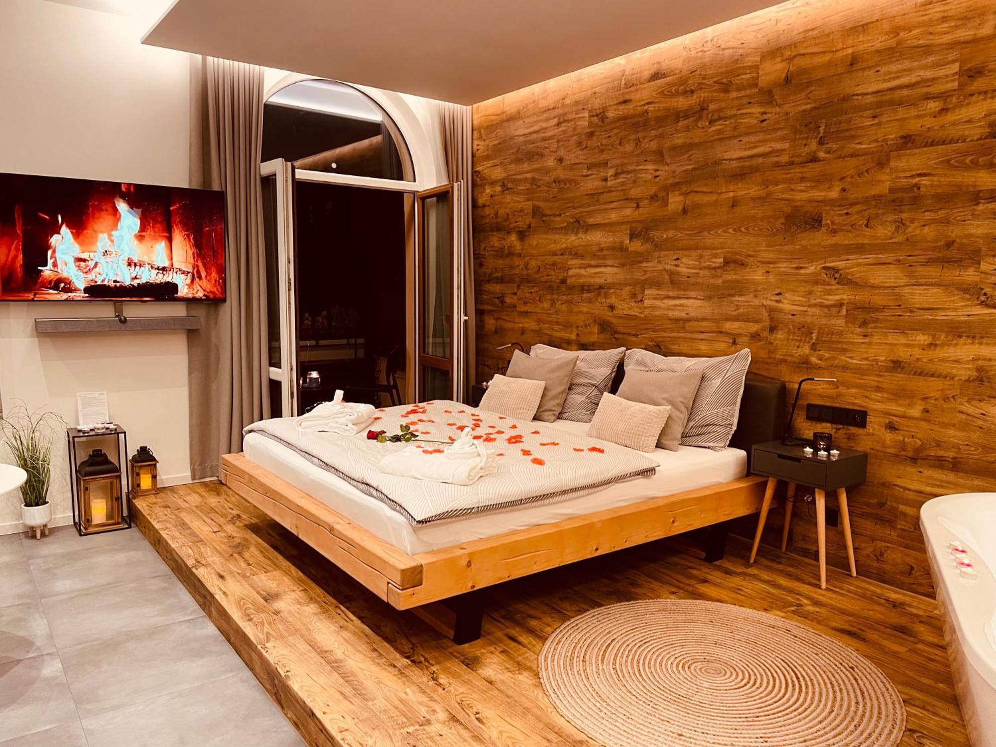 Golden Key Apartment *