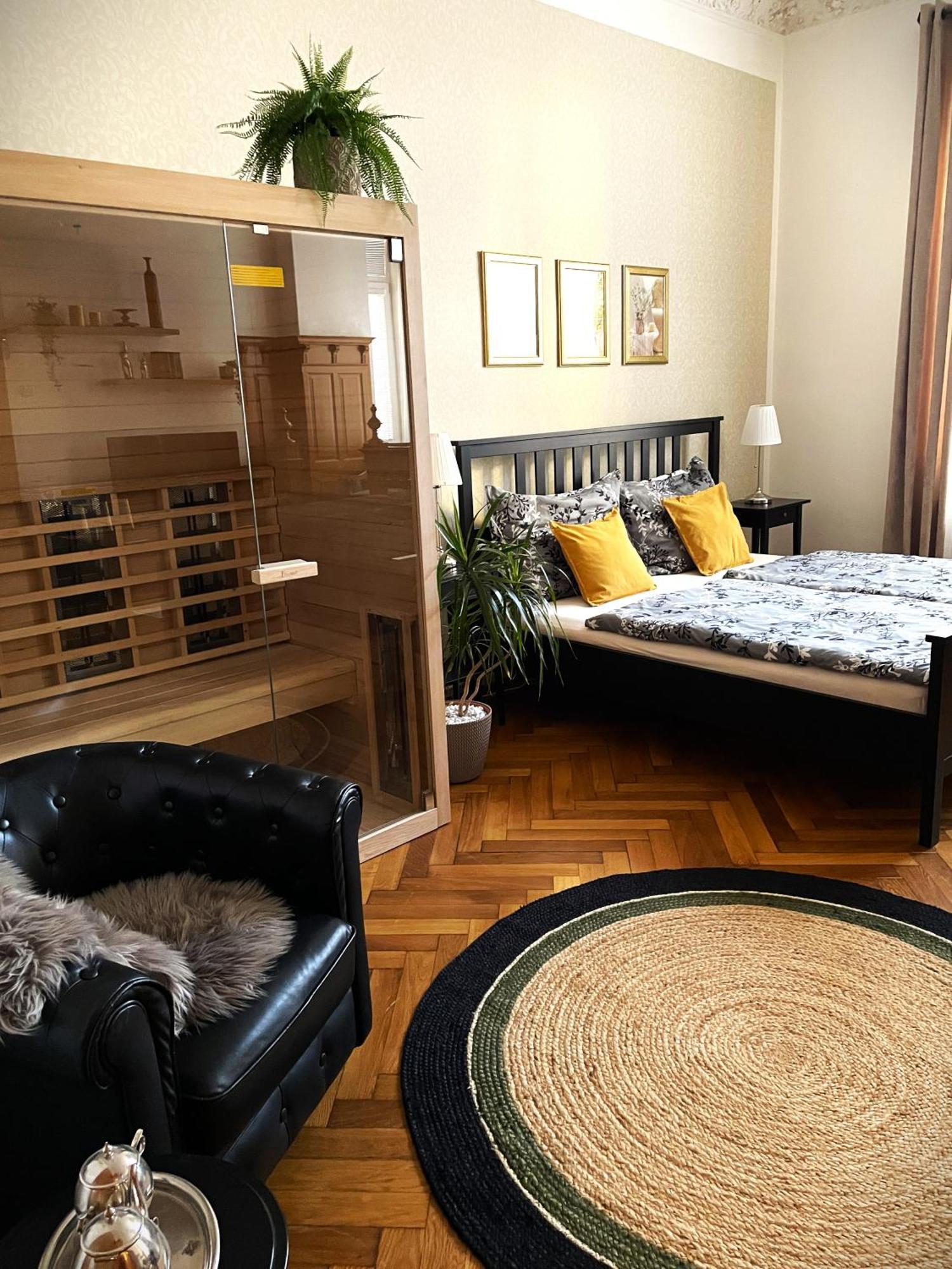 Golden Key Apartment
