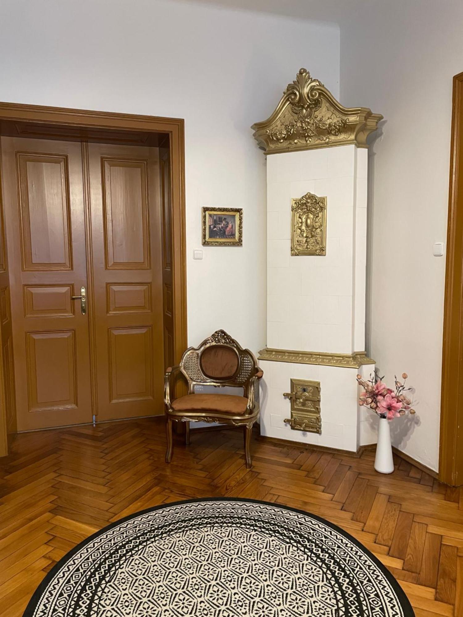 Golden Key Apartment *